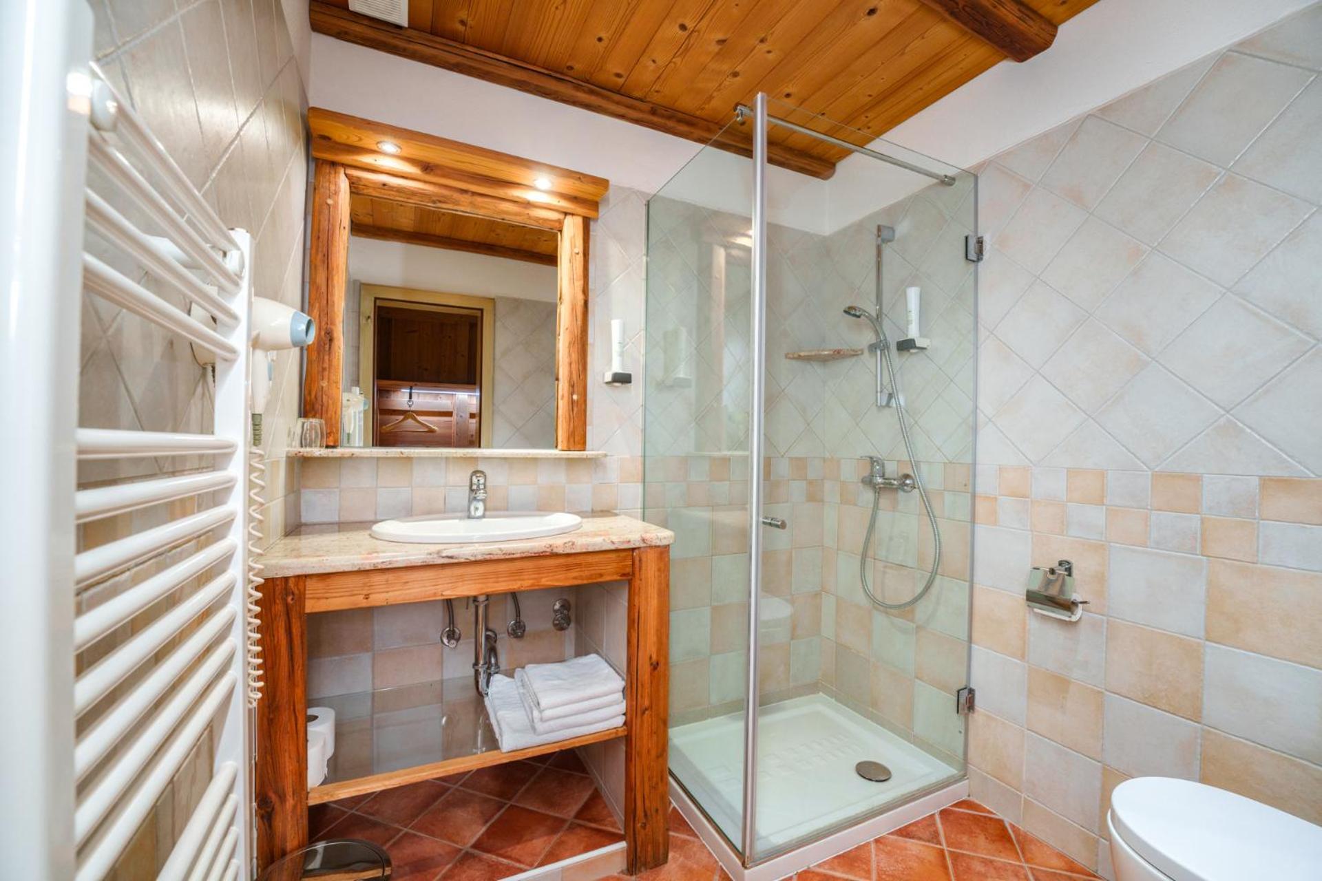 Gostilna Pri Martinu Hotel ครานสกา โกรา ภายนอก รูปภาพ